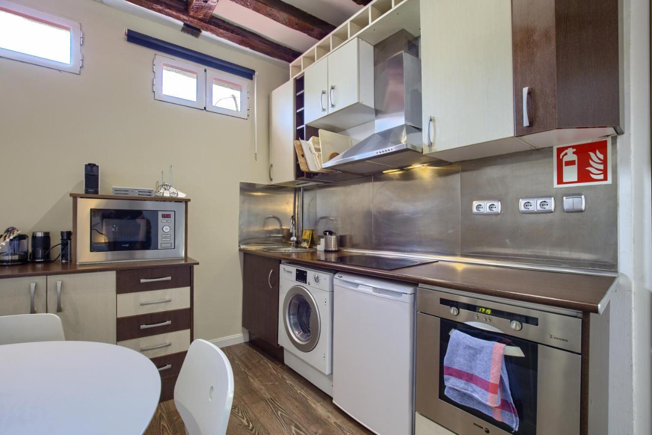 Charming Sol Attic Apartment Madrid Bagian luar foto